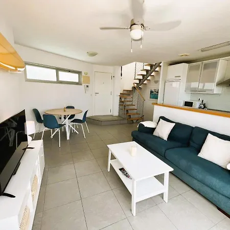 On The Spot With Amazing View In Apartment