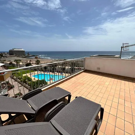 On The Spot With Amazing View In Apartment